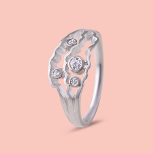 Strata Ring - Silver and Diamonds