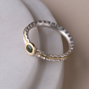 Embrace Ring - Green Sapphire