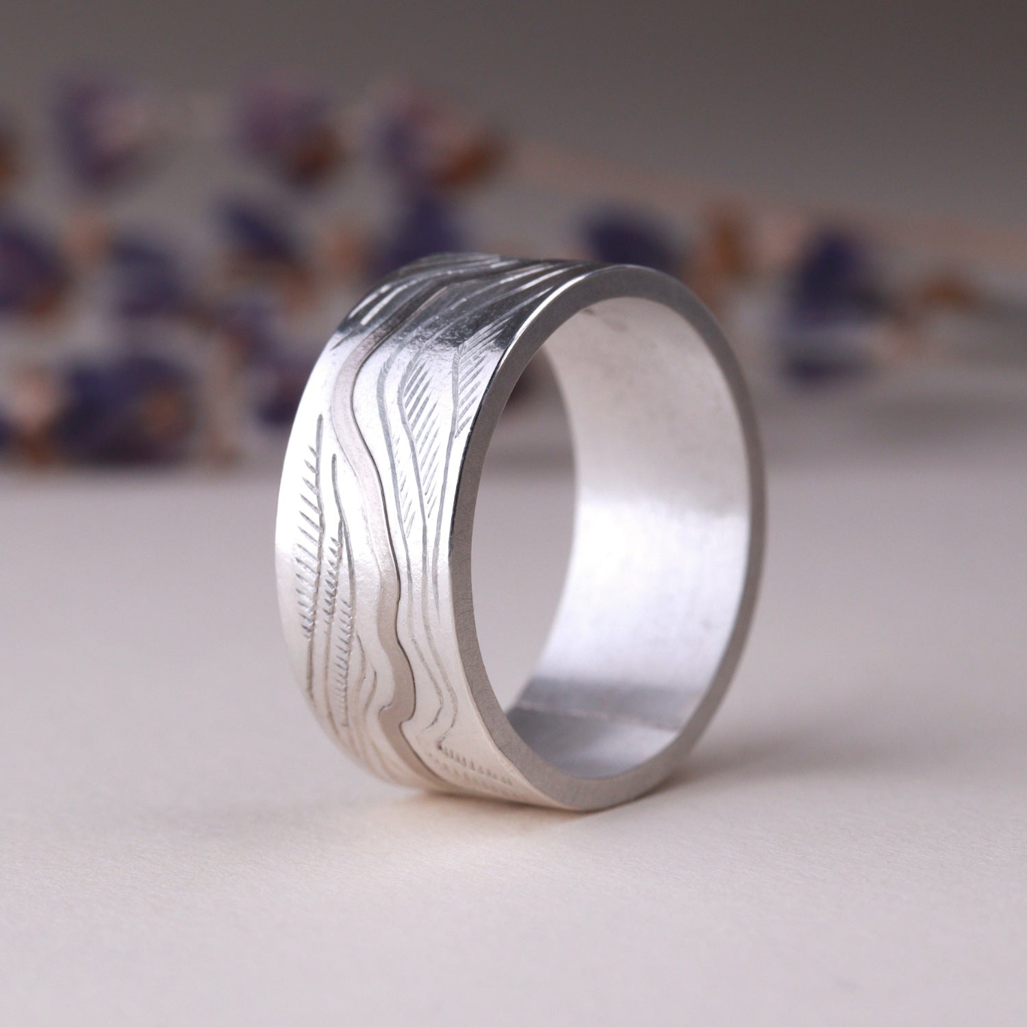 Contours Ring - Wide - Silver & White Gold