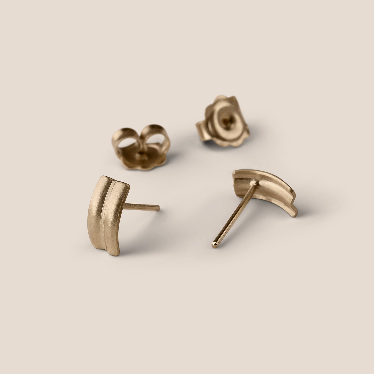 Mini Bilbao Curve Earrings II - Gold-Plated Silver