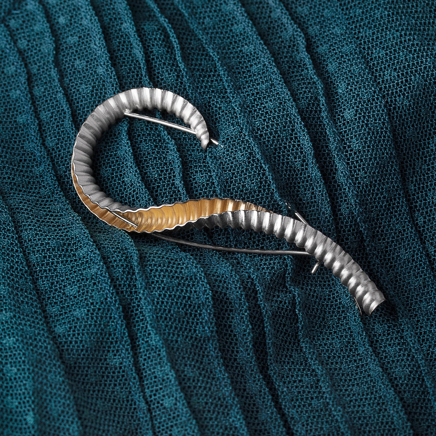 Shore Lapel Pin I - Silver with Gold-plating